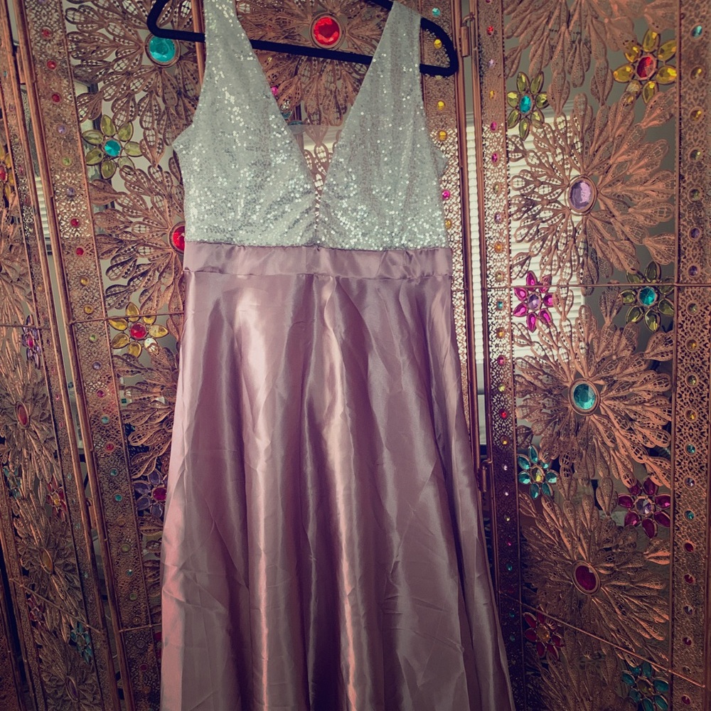 Prom long dress. NEW